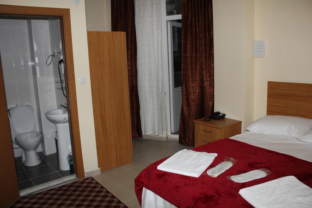 Oz Guven Hotel Istanboel Buitenkant foto