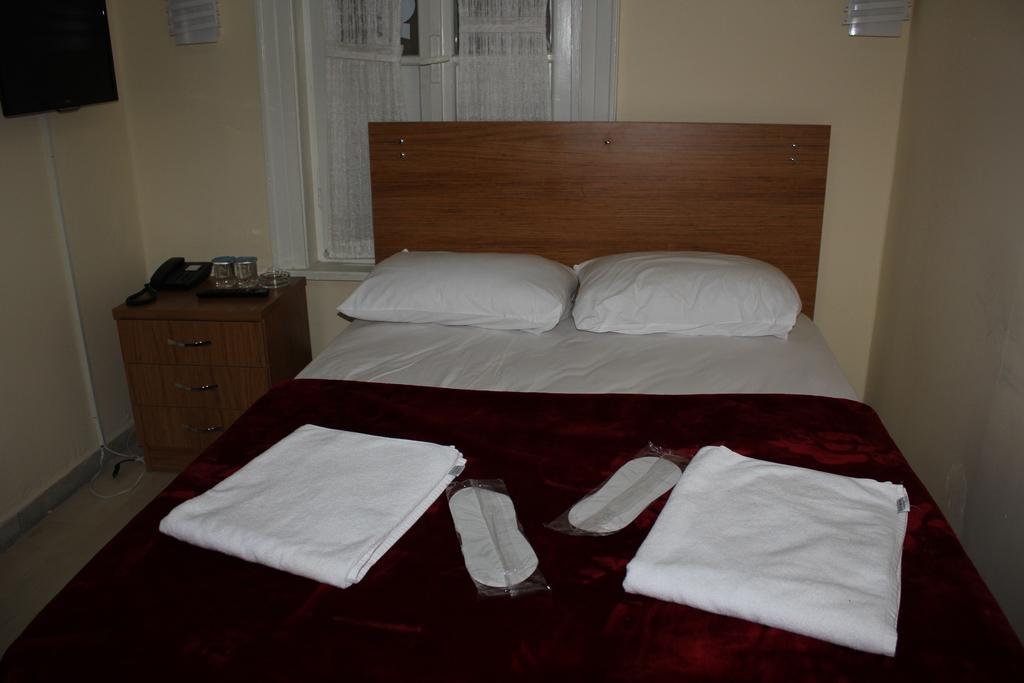 Oz Guven Hotel Istanboel Buitenkant foto
