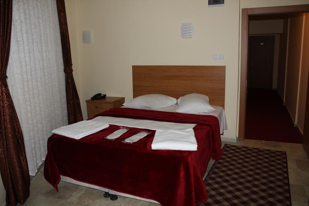 Oz Guven Hotel Istanboel Kamer foto