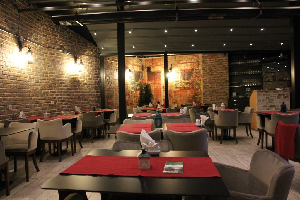 Oz Guven Hotel Istanboel Buitenkant foto