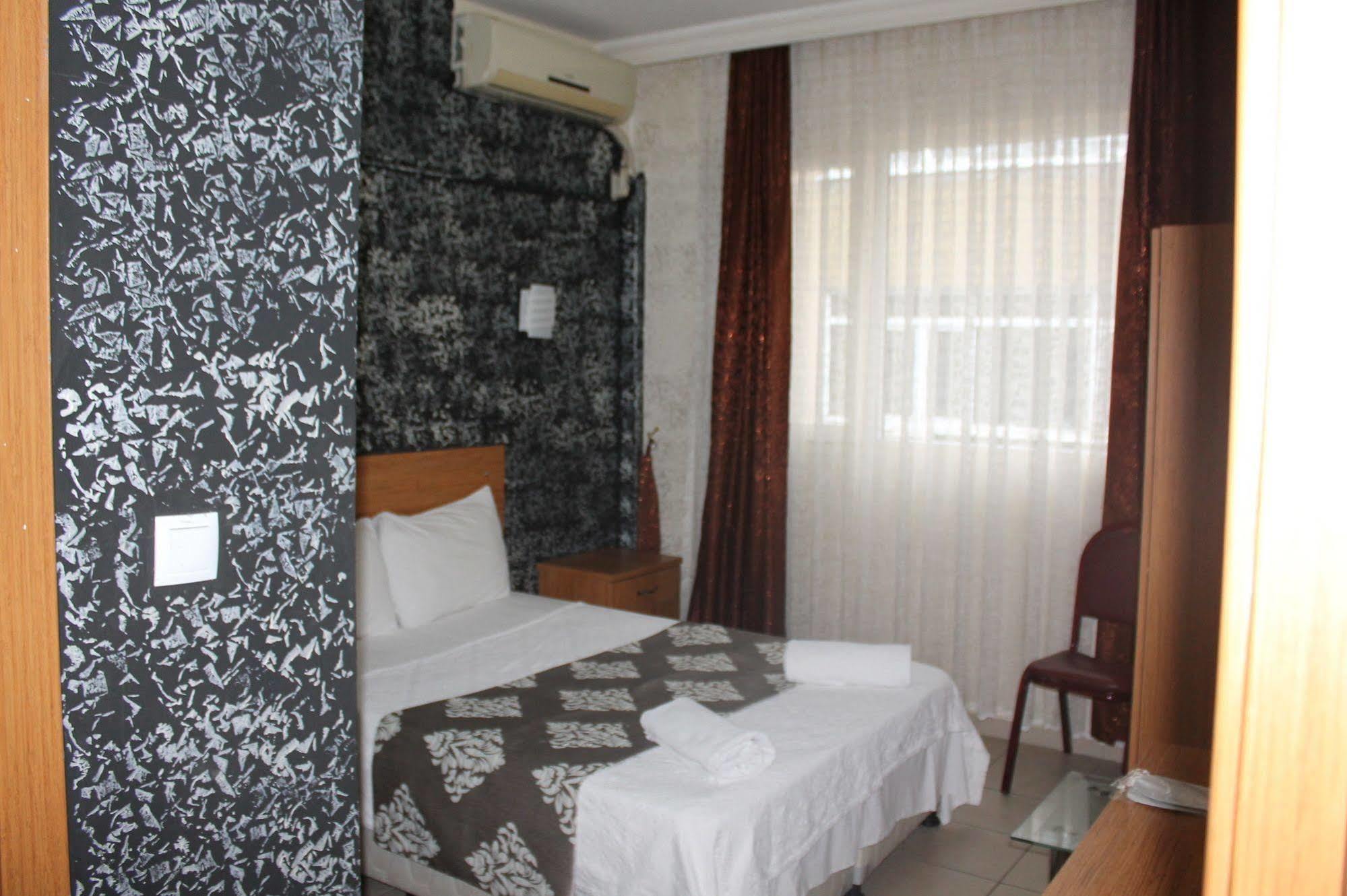 Oz Guven Hotel Istanboel Buitenkant foto
